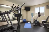 Days Inn & Suites by Wyndham Gunnison - Gym