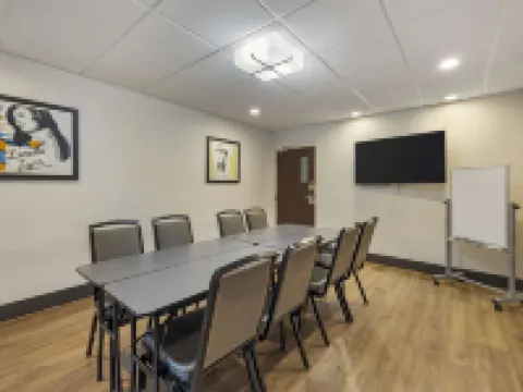 ベストウェスタン プラス ナッシュビル エアポート ホテル デイヴィッドソンのホテル