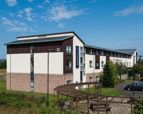 Travelodge Perth Broxden Junction Hotels in Perth