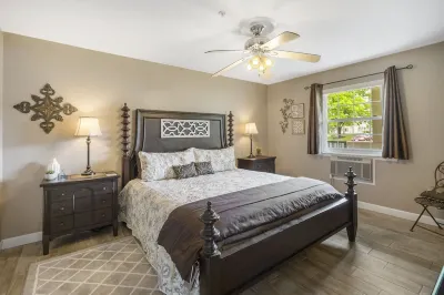 Veltings Golf View Getaway - Holiday Hills Branson - Golf Resort - Outdoor Pools