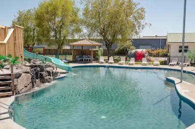 Taupo Top 10 Holiday Park Hotels near Huka Falls