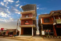 Sauraha Holiday Home Riverside Hotels in 
