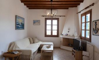 Elegance 2 Bedroom Escape in Psarou