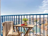 Lluis - balcony