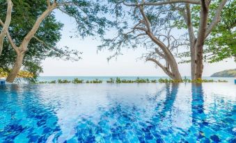 Koh Sirey Beachfront Pool Villa