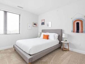 CozySuites at Meridian Kessler