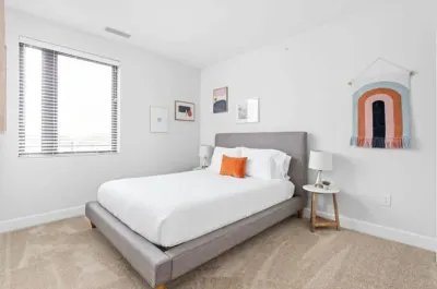 CozySuites at Meridian Kessler