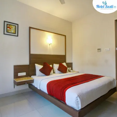 Sasti Hotel Palani