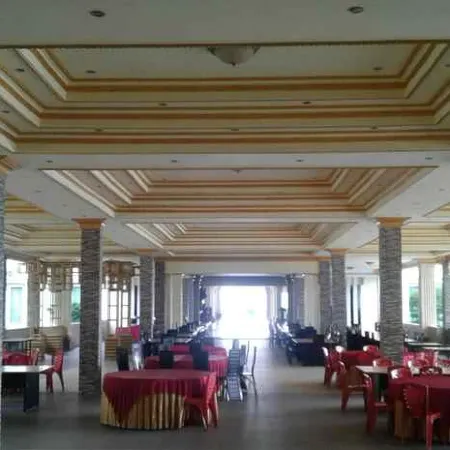 Bajau Bay Hotel & Resort