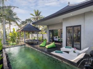 Capung Asri Eco Luxury Resort with Private Pool Villas