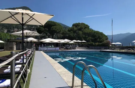 La Piazza di Cernobbio - Near the Lake Отели рядом с достопримечательностью «Villa Erba, Cernobbio, Italy»