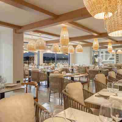 Arcanus Hotels Trendline Side Dining/Meeting Rooms