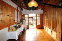 Jeonju Hanok Maeul Yeonwoodang Hanok