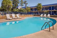 Days Inn by Wyndham McComb MS - Pools