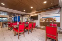 Holiday Inn Express & Suites PHOENIX AIRPORT by IHG - sarapan