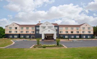 Fairfield Inn & Suites Macon