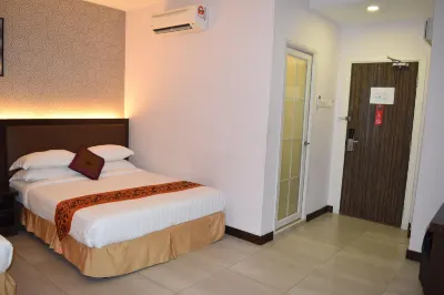 Sunrise Hotel Hotel dekat Assunta College of Nursing