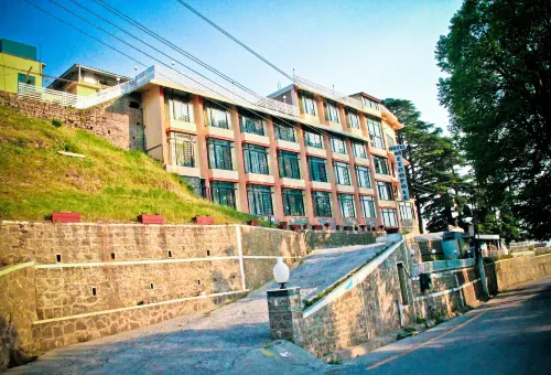 Metropole Hotel - Mountain view