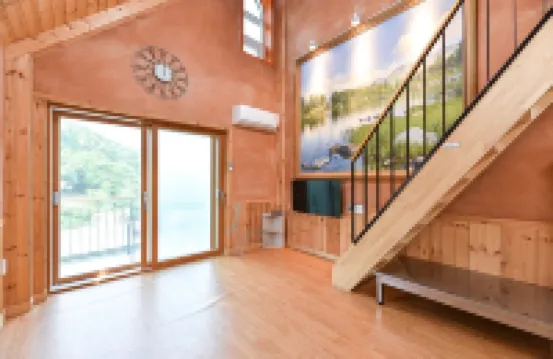 Gwangyang Banwolsanjang Pension