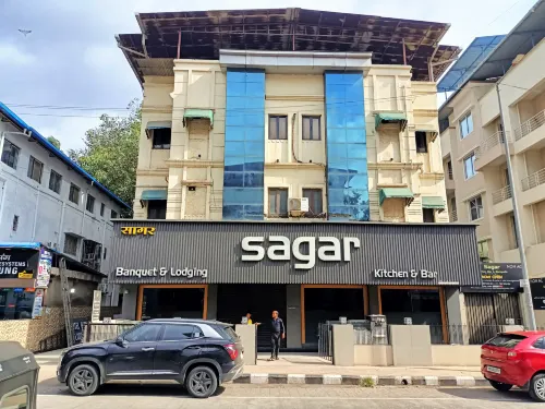 Payal Hotel Panvel Hôtels à : Navi Mumbai