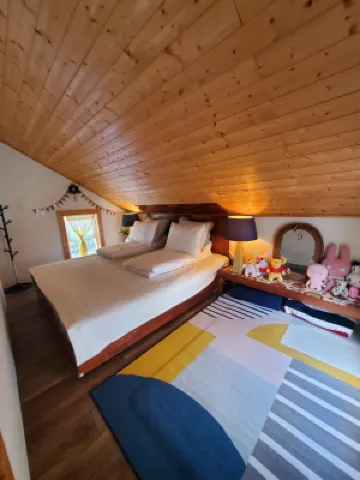Jecheon Little Heaven Pension Hotels near Jeongbangsa