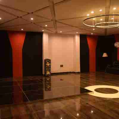 The Great Western Resort Others