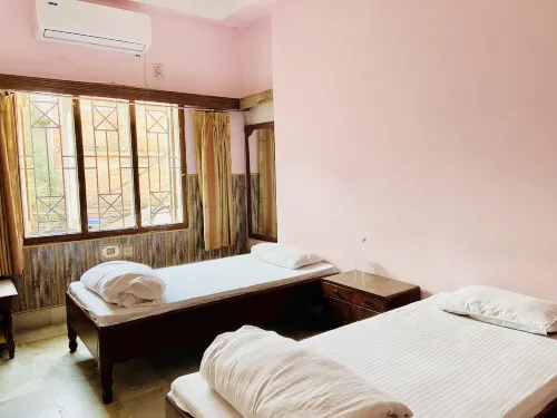 Satyam Hotel Hotels in Binnaguri