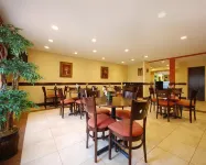 Spark by Hilton Winston-Salem University - breakfast
