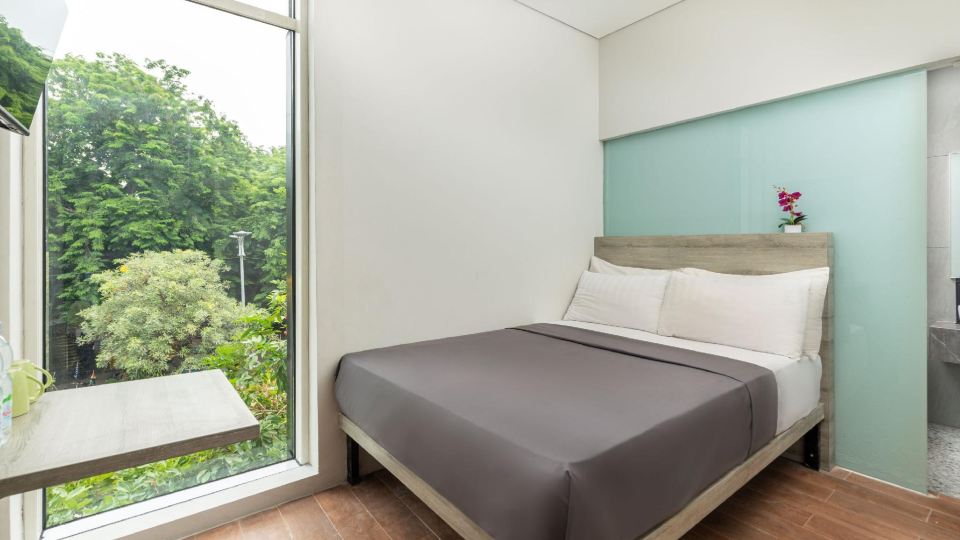 Lively Hotel City Center Surabaya