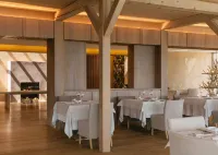 Vigilius Mountain Resort - 조식 운영