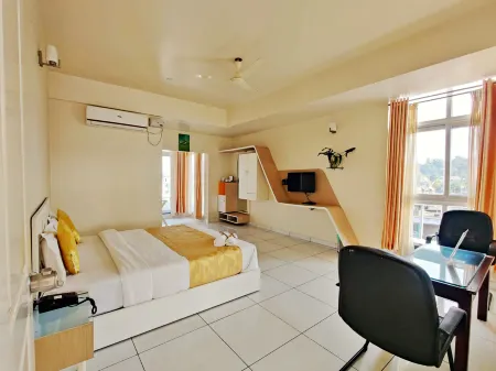 The Cocoon Отели в г. Беттакери