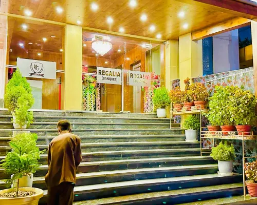 Hotel Superia Grand Hoteles en Distrito de Sahibzada Ajit Singh Nagar