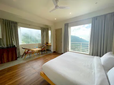 Onehouse Resort Lansdowne Hotels near Multi Store