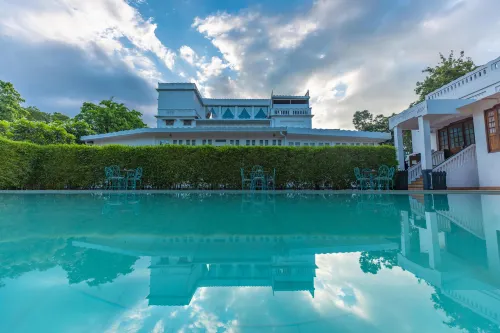 Saraca Hotel Lucknow Hotels in Lucknow