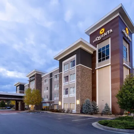 La Quinta Inn & Suites by Wyndham Morgantown