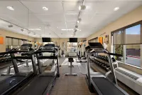 Comfort Inn & Suites Airport Convention Center