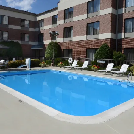 Fairfield Inn & Suites Charlottesville North