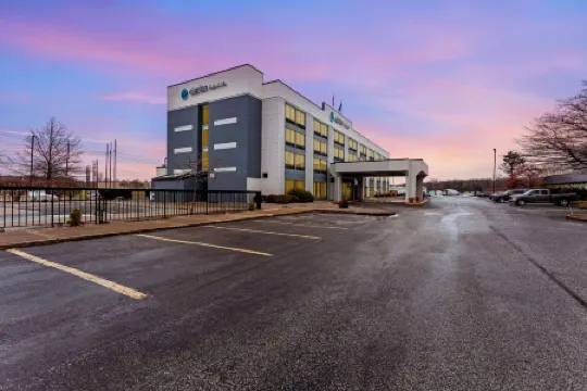 Clarion Pointe Near Erie Casino