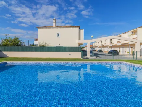 Bela Vitta Hotels near Albufeira - Ferreiras Railway Station