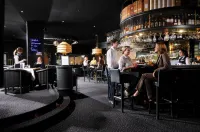 Maritim Hotel München - バー