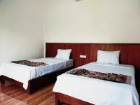 The Local Are Guling Hotels in Tumpak