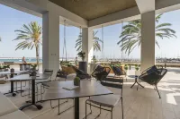 Hotel Las Arenas