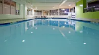 Holiday Inn BURLINGTON CONFERENCE CENTRE by IHG - Pools