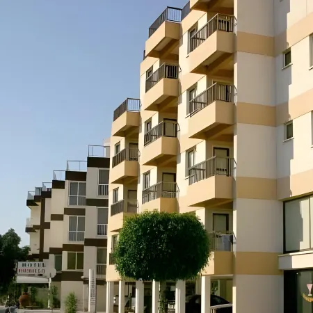 Onisillos Hotel