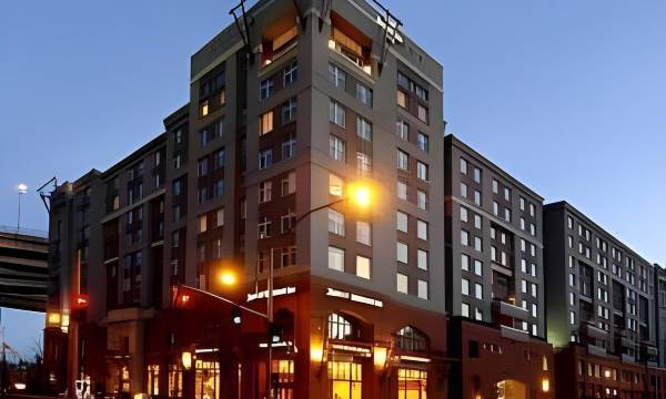 Residence Inn Portland Downtown/RiverPlace