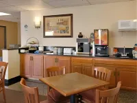 Super 8 by Wyndham Bridgeview/Chicago Area Hotels in Bridgeview