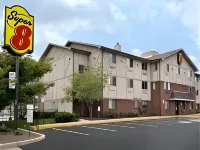 Super 8 by Wyndham Baltimore/Essex Area