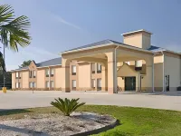 Days Inn & Suites by Wyndham Eunice Hotels near Prairie Acadian Cultural Center