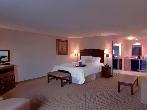 Hampton Inn & Suites Farmington