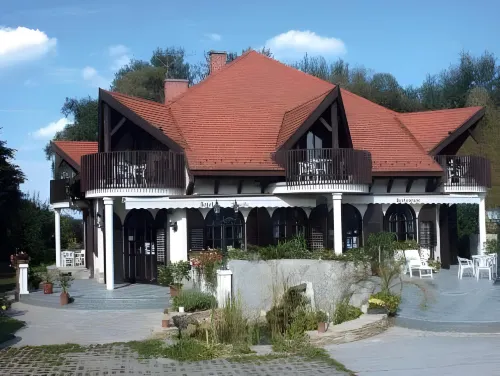 Zsanett Hotel - Gym